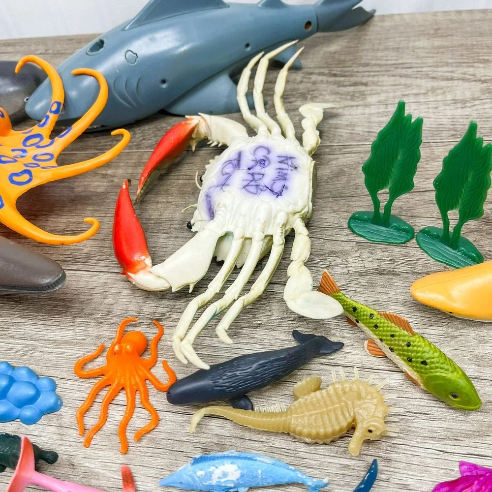 Sea Creature Toy Lot Sharks Whale Octopus Crab Fish Plastic Figures